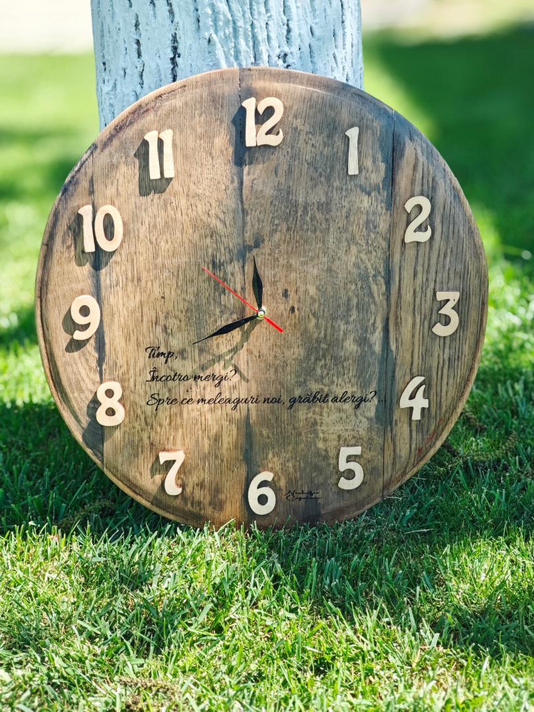 Ceas din fund de butoi vechi, recuperat - casă & stil de viață - accesorii pentru decorat casa - decorațiuni de pereți, decorațiuni suspendate - ceasuri de perete - Artynos.ro