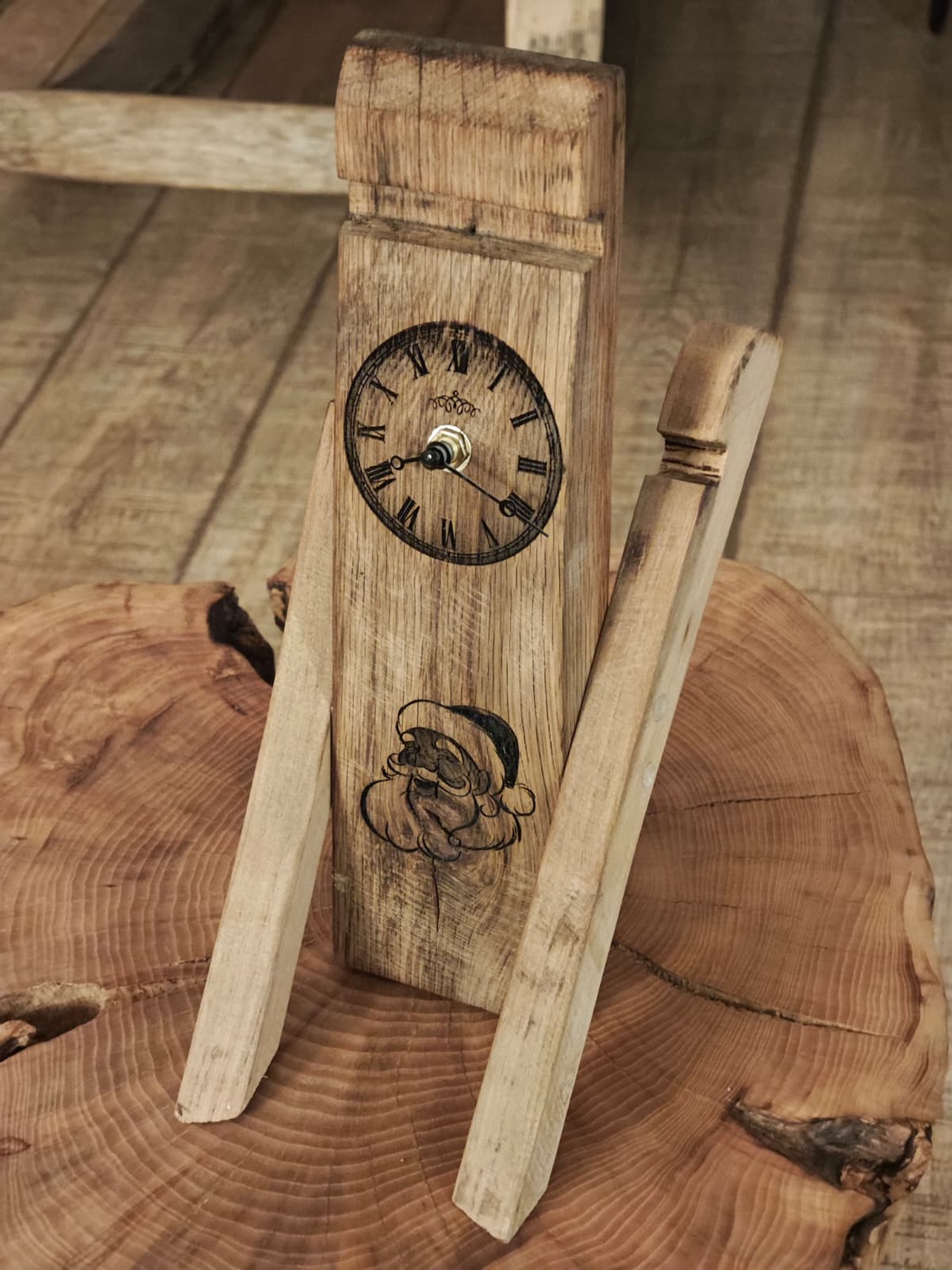 Ceas debirou din doagă de butoi - casă & stil de viață - decorațiuni de casă - decorațiuni de masă și rafturi - decorațiuni de masă - Artynos.ro