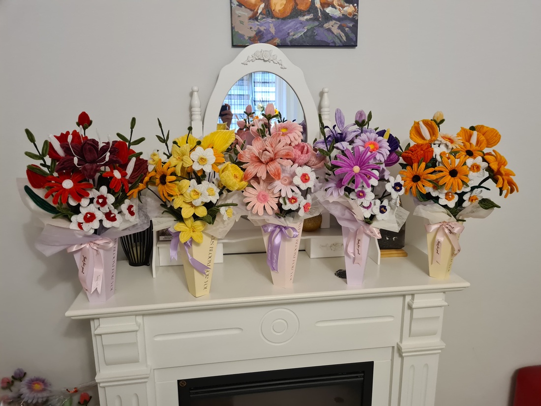 Aranjamente florale din sarma plusata - casă & stil de viață - decorațiuni de casă - accesorii florale - cutii cu flori - Artynos.ro