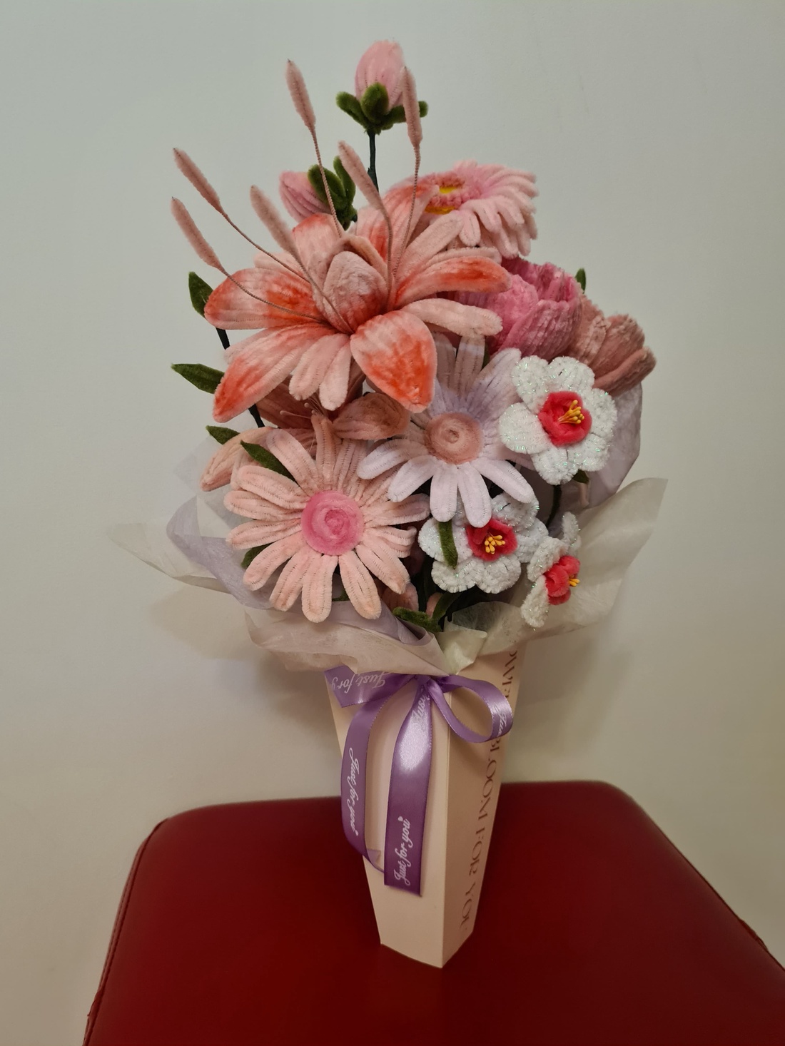 Aranjamente florale din sarma plusata - casă & stil de viață - decorațiuni de casă - accesorii florale - cutii cu flori - Artynos.ro