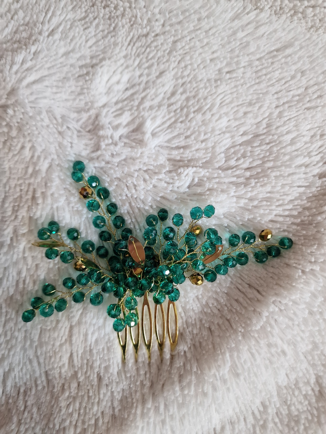 Ac de par Verde - accesorii nuntă - accesorii de nuntă - voal mirese - Artynos.ro Ac de par Verde - accesorii nuntă - accesorii de nuntă - voal mirese - Artynos.ro