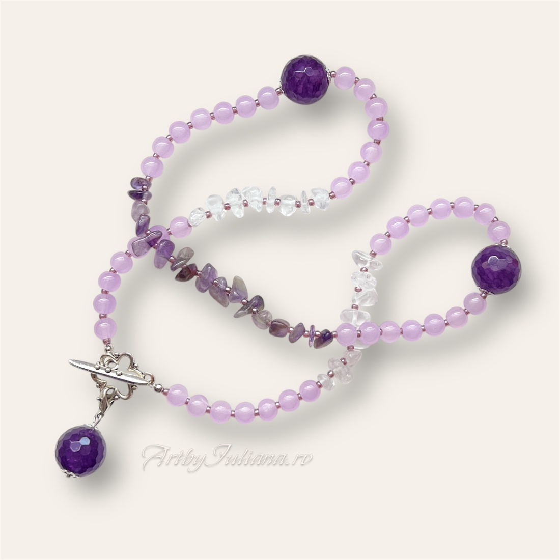 Colier handmade pietre semiprețioase Violet reversibil - bijuterii - coliere - coliere cu mărgele - Artynos.ro Colier handmade pietre semiprețioase Violet reversibil - bijuterii - coliere - coliere cu mărgele - Artynos.ro