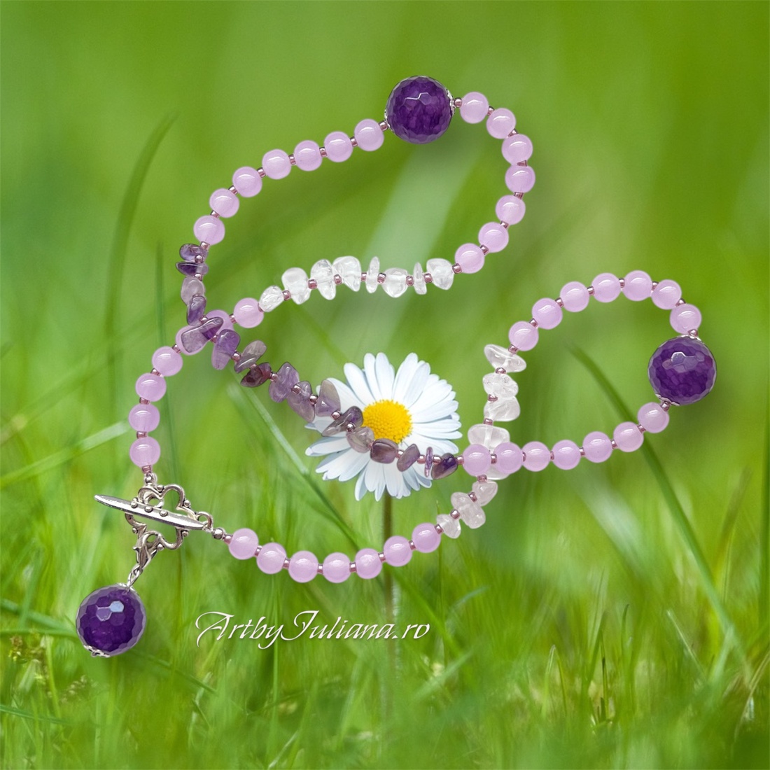 Colier handmade pietre semiprețioase Violet reversibil - bijuterii - coliere - coliere cu mărgele - Artynos.ro Colier handmade pietre semiprețioase Violet reversibil - bijuterii - coliere - coliere cu mărgele - Artynos.ro