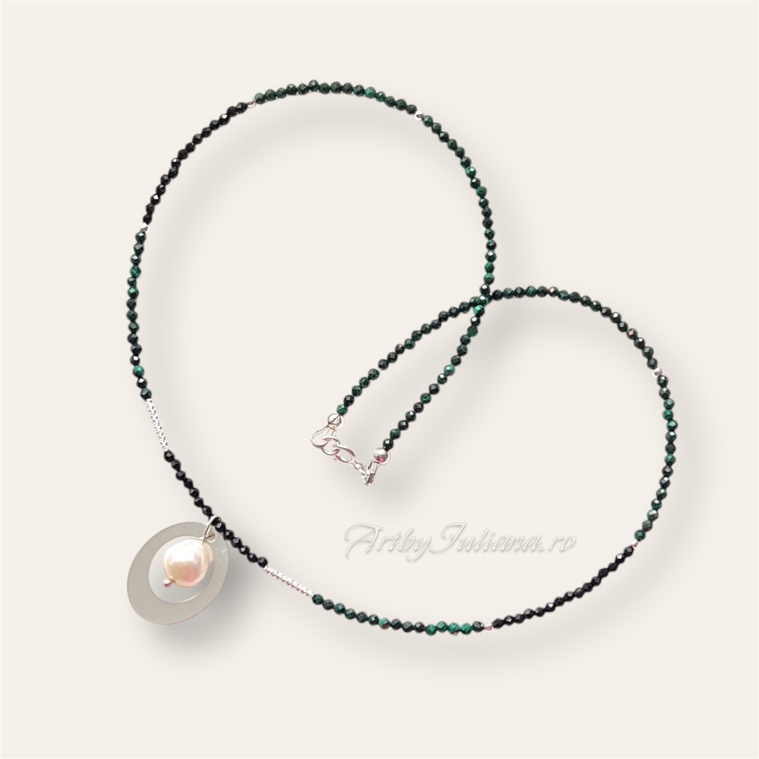 Colier handmade cu perle, pietre semipretioase si argint Fereastră spre mare - bijuterii - coliere - coliere cu mărgele - Artynos.ro Colier handmade cu perle, pietre semipretioase si argint Fereastră spre mare - bijuterii - coliere - coliere cu mărgele - Artynos.ro