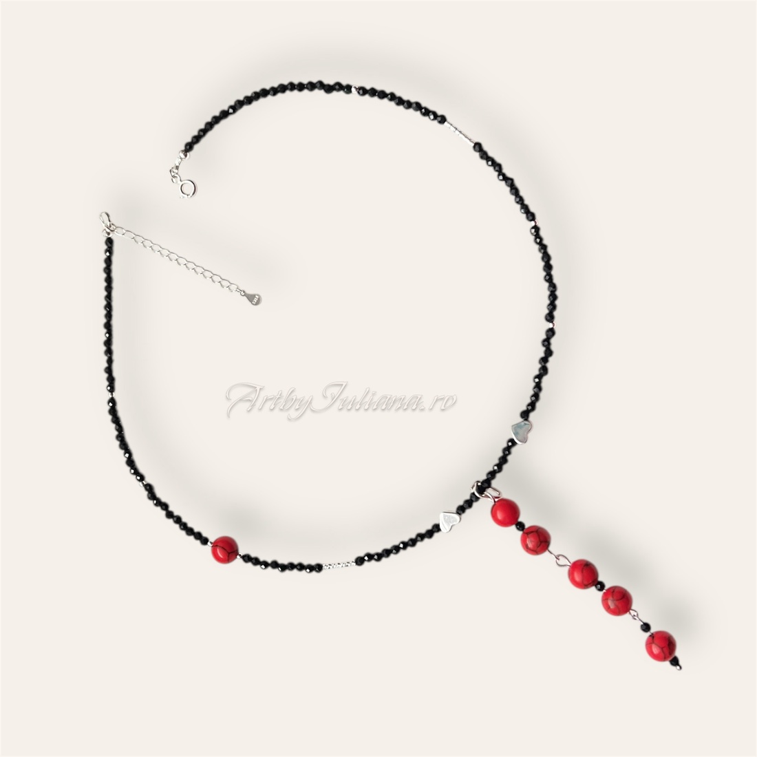 Colier handmade cu pietre semipretioase si argint Poveste de Crăciun - bijuterii - coliere - coliere din mărgele - Artynos.ro Colier handmade cu pietre semipretioase si argint Poveste de Crăciun - bijuterii - coliere - coliere din mărgele - Artynos.ro