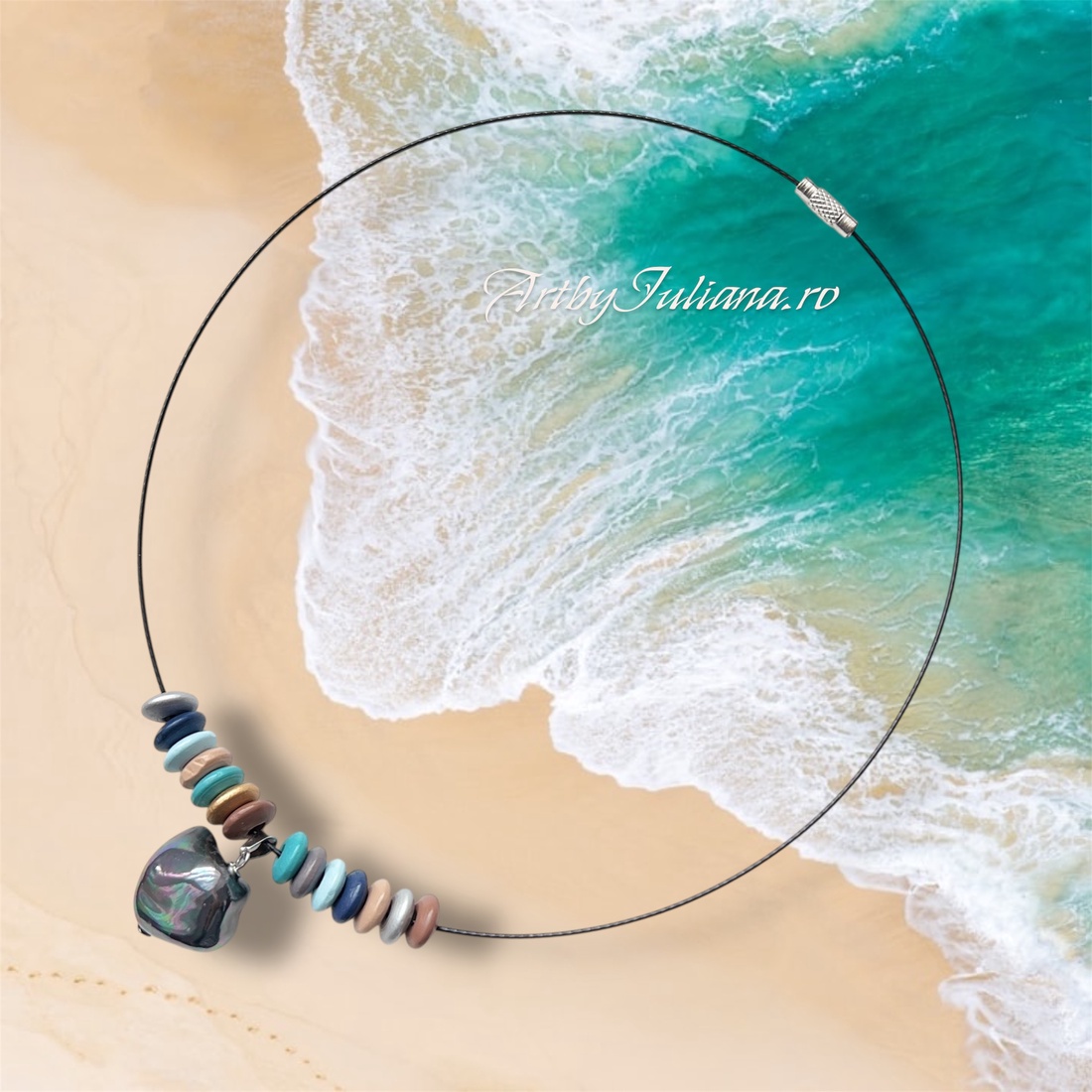 Colier handmade cu lemn și sidef Culorile mării - bijuterii - coliere - coliere din mărgele - Artynos.ro
