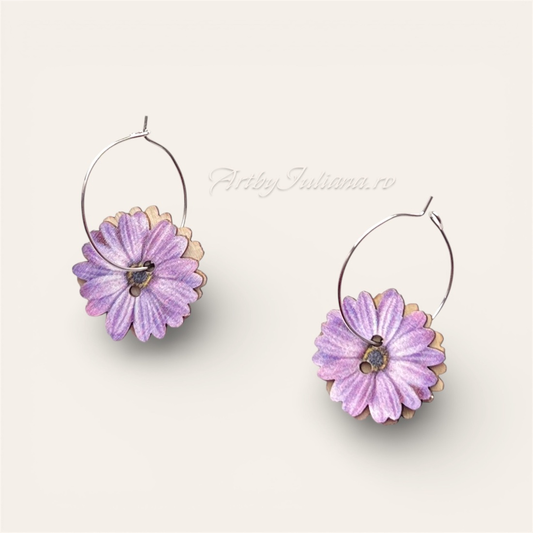 Cercei Flori mov - bijuterii - cercei - cercei din lemn - Artynos.ro