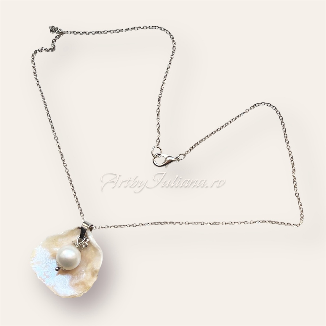 Pandantiv scoică naturală pe lanț oțel inoxidabil Scoică mediteraneană - bijuterii - coliere - pandative - Artynos.ro