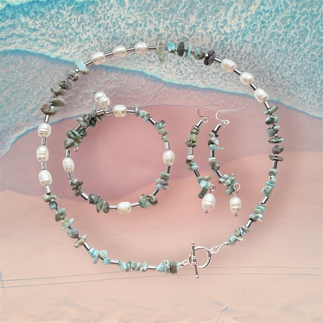 Set (colier, cercei, brățară) handmade cu perle și pietre semiprețioase Croazieră în Caraibe - bijuterii - seturi de bijuterii - Artynos.ro
