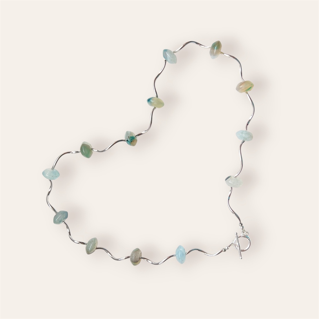 Colier handmade cu agate Valurile Dunării - bijuterii - coliere - coliere din pietre semiprețioase - Artynos.ro