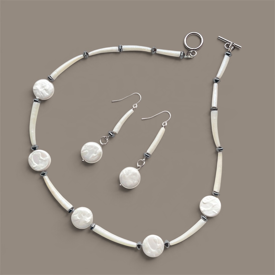 Set pietre semiprețioase și scoici Dentalium Comoara de pe plajă - bijuterii - seturi de bijuterii - Artynos.ro