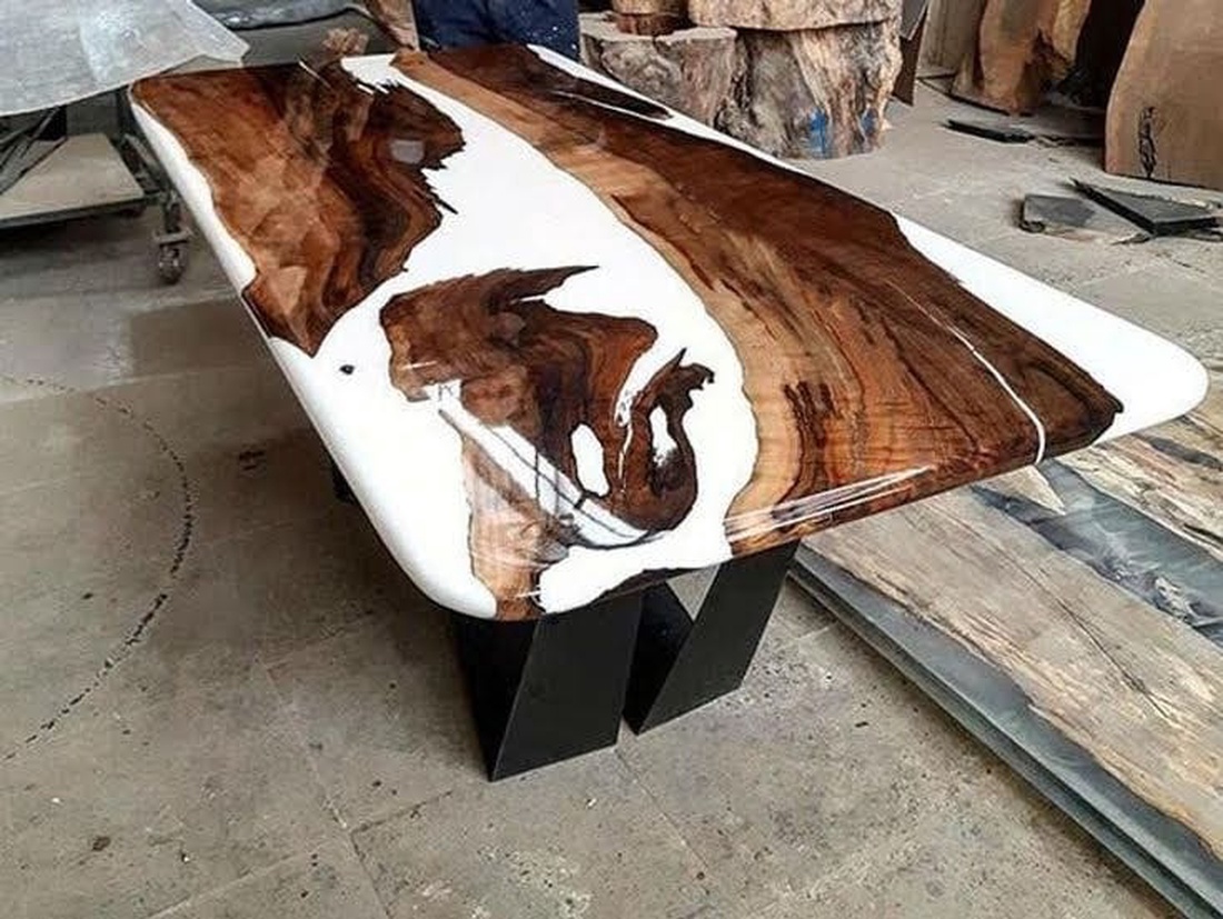 Masă din lemn cu rășină epoxy - casă & stil de viață - mobilier artizanal - mese - Artynos.ro Masă din lemn cu rășină epoxy - casă & stil de viață - mobilier artizanal - mese - Artynos.ro