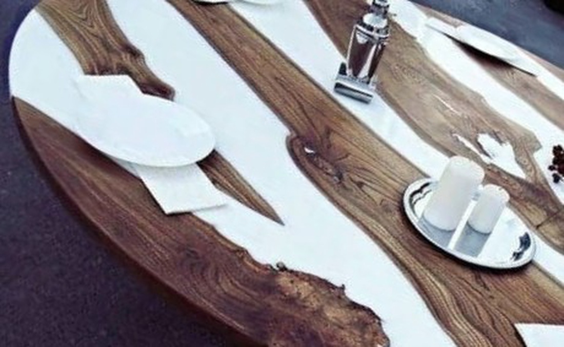 Masă rotundă din lemn cu rășină epoxidica - casă & stil de viață - mobilier artizanal - mese - Artynos.ro Masă rotundă din lemn cu rășină epoxidica - casă & stil de viață - mobilier artizanal - mese - Artynos.ro