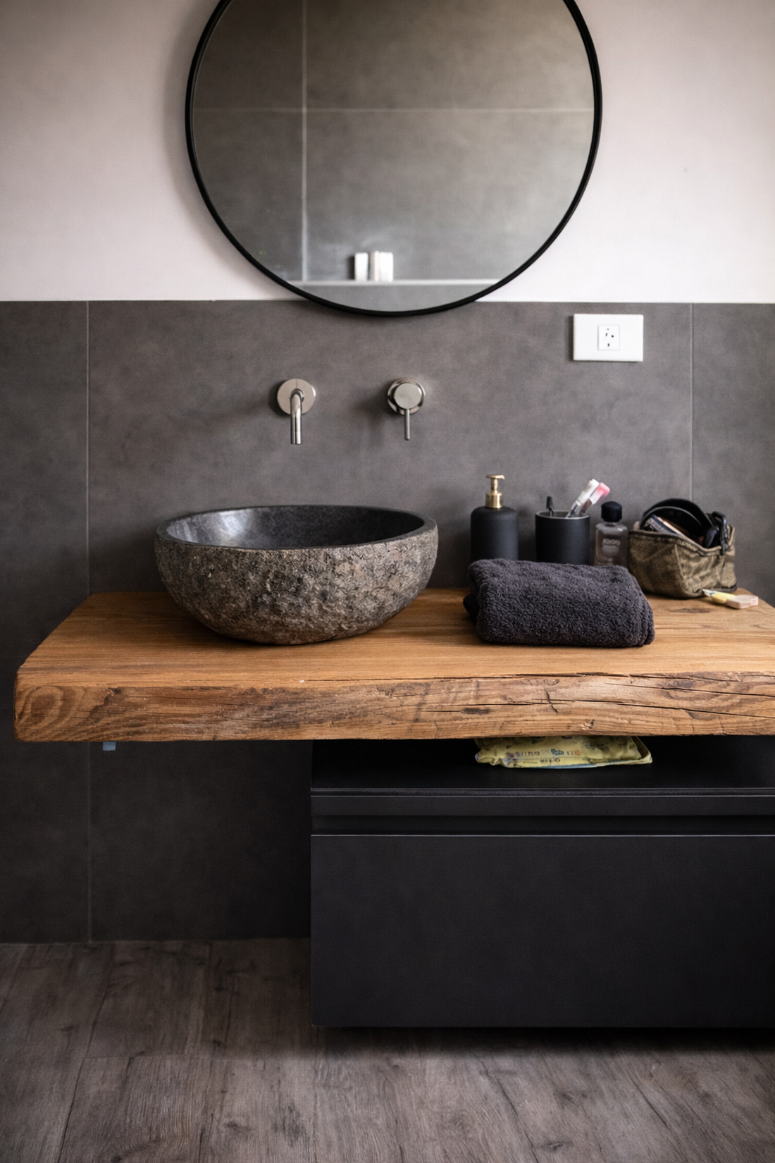 Blat baie din lemn masiv margini naturale� blat rustic pentru baie moderna  - casă & stil de viață - mobilier artizanal - alt mobilier - Artynos.ro