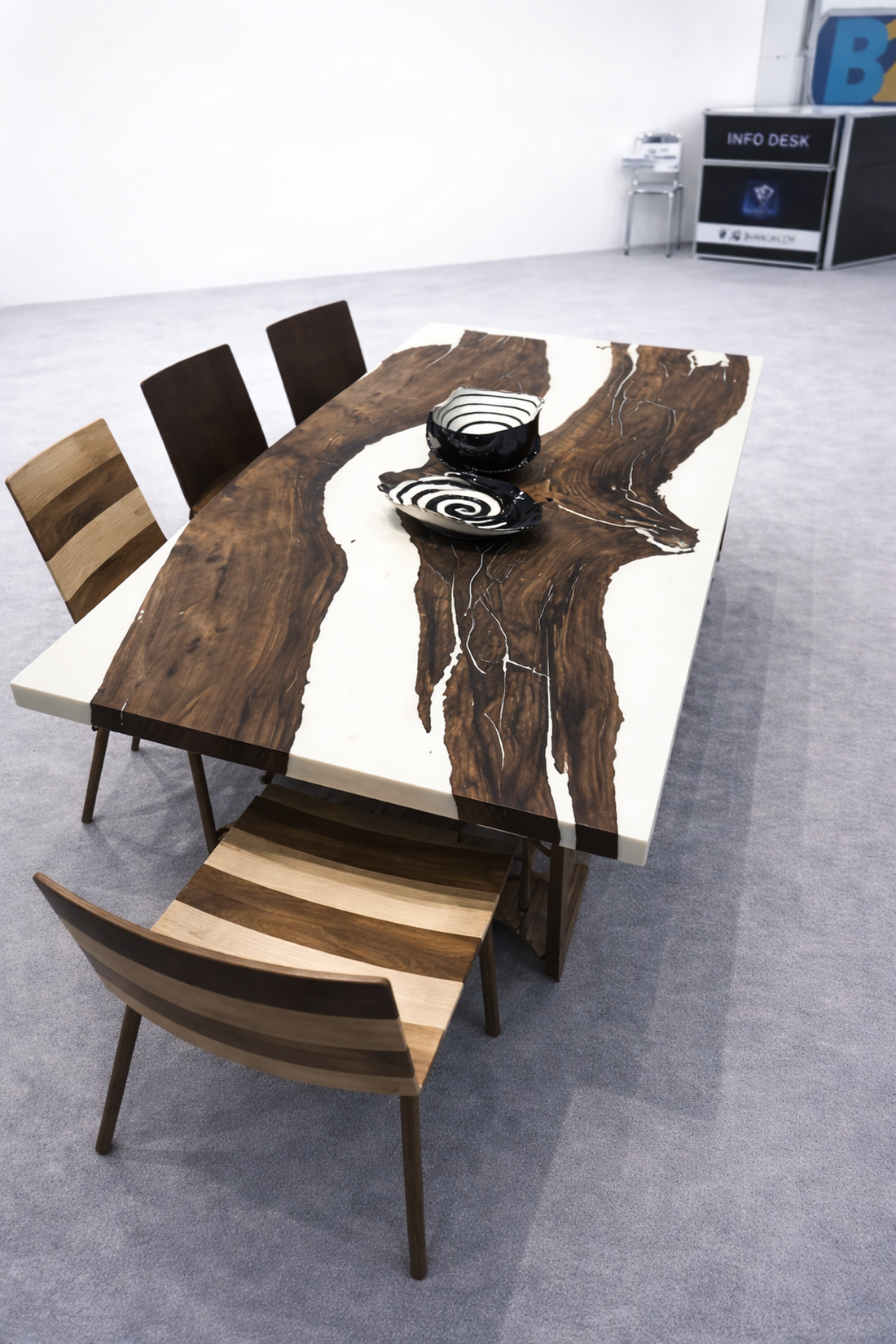 Masă din lemn masiv de nuc cu rășină epoxy - masa dinning unicat  - casă & stil de viață - mobilier artizanal - mese - Artynos.ro