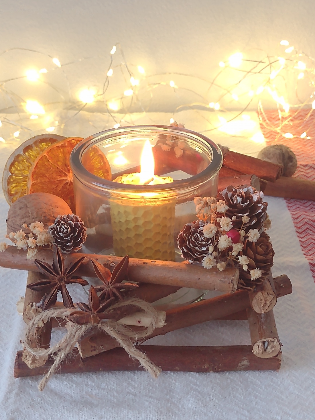 Decorațiune din lemn cu suport pentru lumânare  - crăciun - decorațiuni de advent - decor pentru masa de advent - Artynos.ro