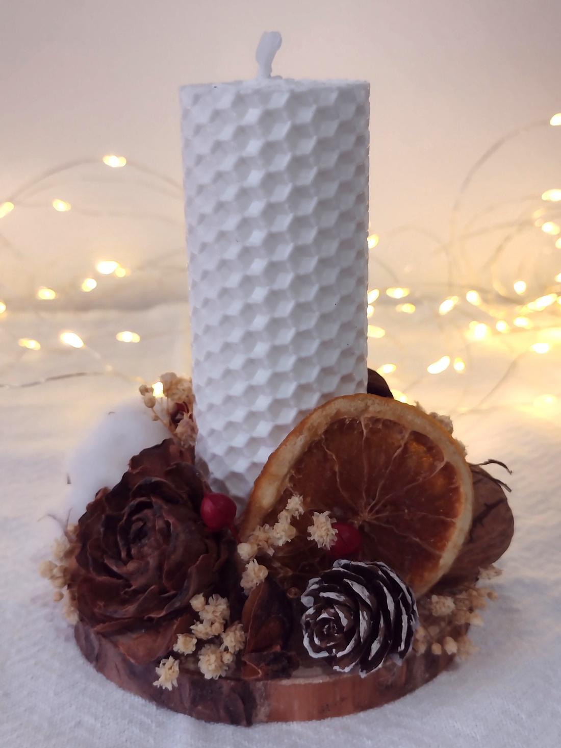 Decorațiune lumânare din ceară naturală și elemente naturale - crăciun - decorațiuni de crăciun de casă - lumânări parfumate de crăciun - Artynos.ro