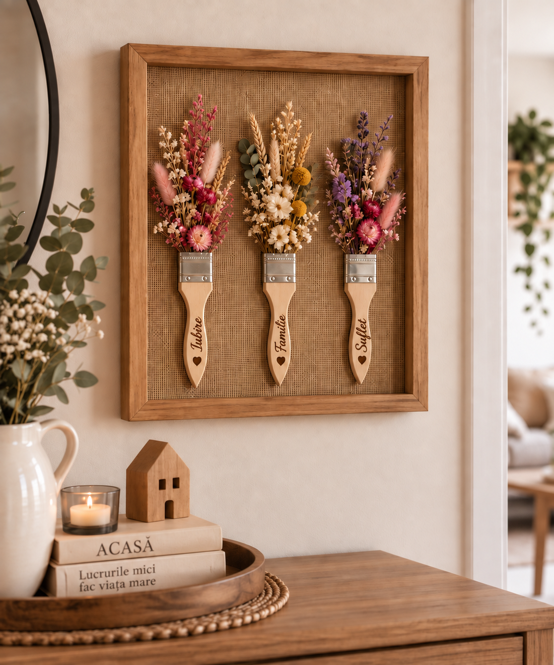 Tablou decorativ handmade cu flori uscate și pensule gravate  - casă & stil de viață - decorațiuni de casă - decorațiuni de pereți - decor de pereți, macrame - Artynos.ro