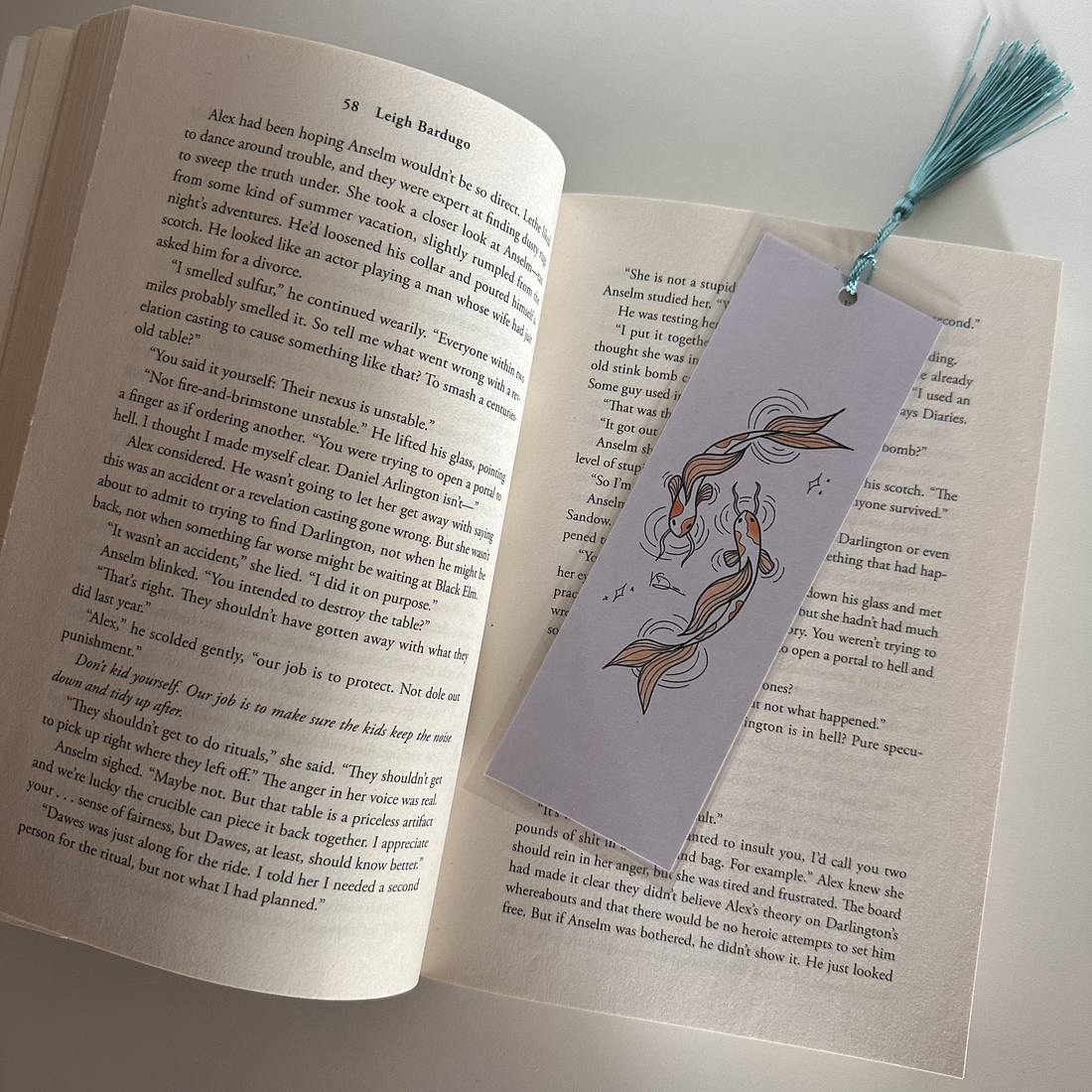 Semn de carte pesti cu ciucure - cărți și creații cu tematică muzicală, cadouri - semn de carte - Artynos.ro