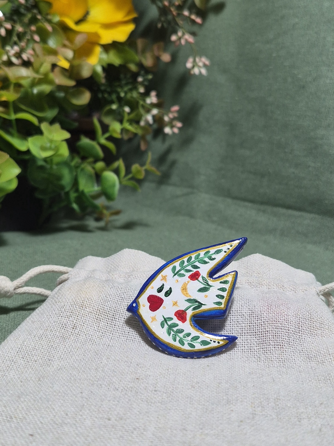 Broșă pasăre folklore - bijuterii - broșe - Artynos.ro