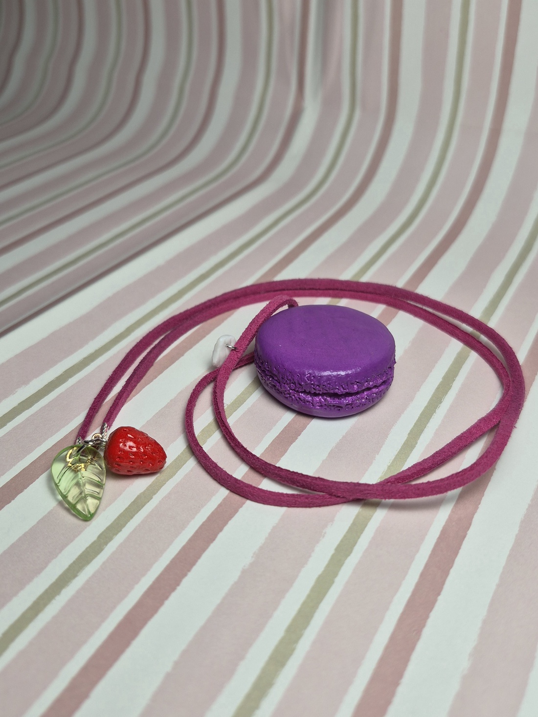 Colier Lung cu Pandantiv Macaron din Lut - bijuterii - coliere - coliere cu pandative - Artynos.ro