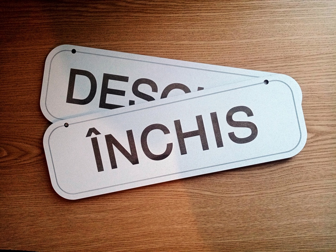 Set semne Deschis, Inchis, MDF de 2.55 mm, 35 cm lungime, 11 cm inaltime - accessorii și unelte - accesorii decorative - alte accesorii - Artynos.ro Set semne Deschis, Inchis, MDF de 2.55 mm, 35 cm lungime, 11 cm inaltime - accessorii și unelte - accesorii decorative - alte accesorii - Artynos.ro