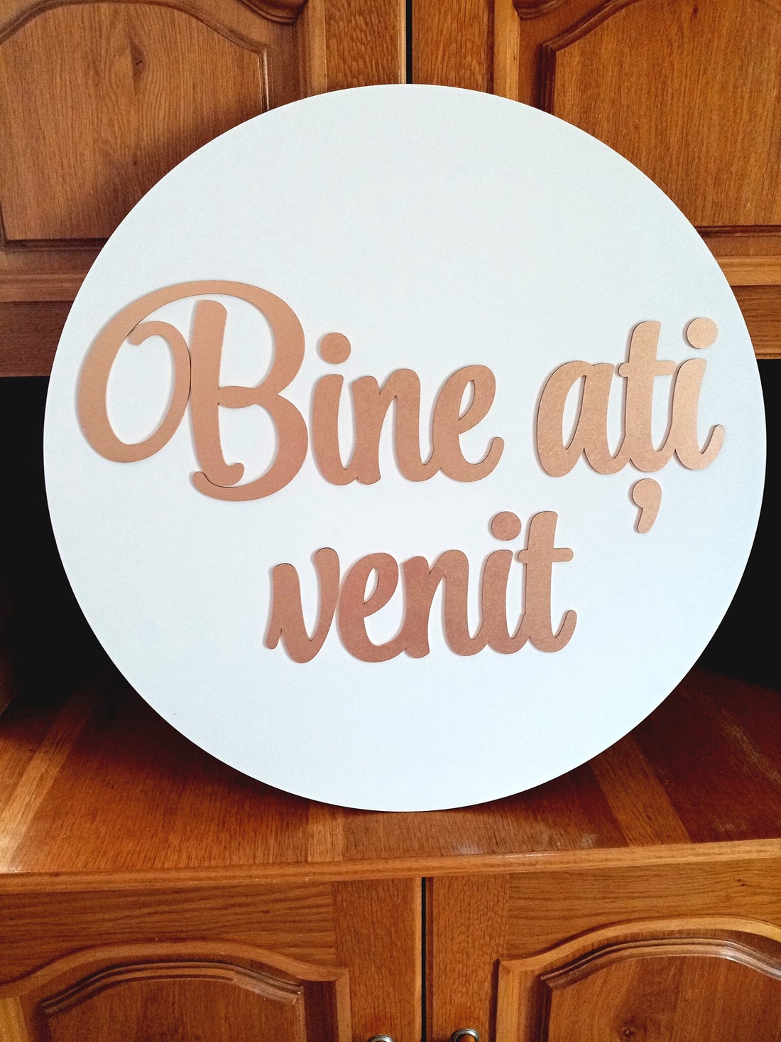 Pancarta pentru sevalet cu text personalizat - accesorii nuntă - materiale decor pentru nuntă - decorațiuni nuntă - Artynos.ro Pancarta pentru sevalet cu text personalizat - accesorii nuntă - materiale decor pentru nuntă - decorațiuni nuntă - Artynos.ro