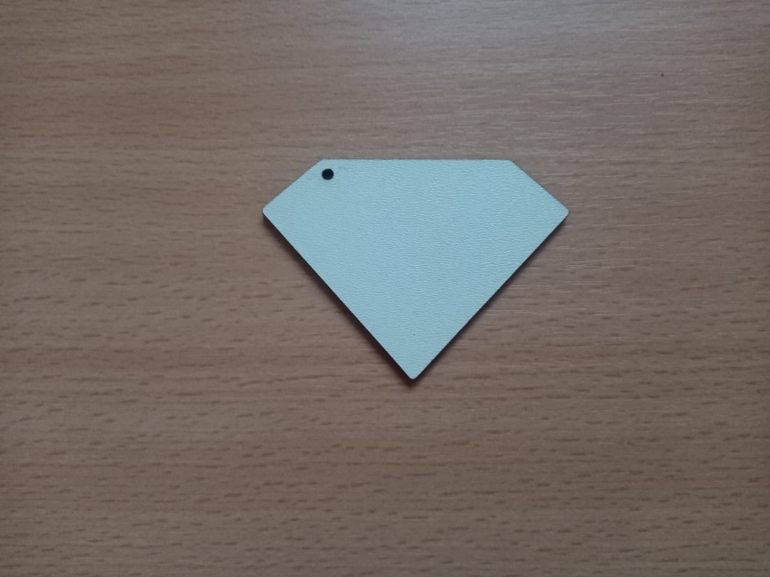 Set 50 blank-uri in forma de diamant pentru martisor. 6.5x4.7 cm - accessorii și unelte - accesorii decorative - alte accesorii - Artynos.ro