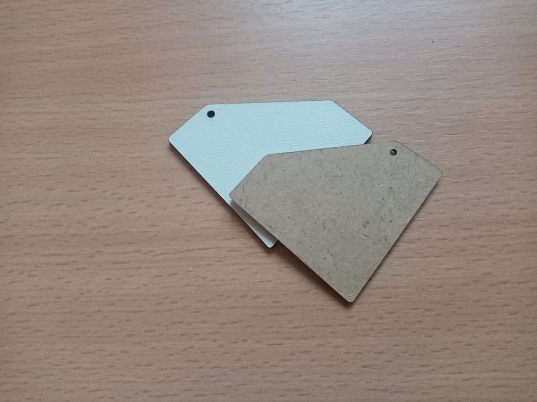 Set 50 blank-uri in forma de diamant pentru martisor. 6.5x4.7 cm - accessorii și unelte - accesorii decorative - alte accesorii - Artynos.ro