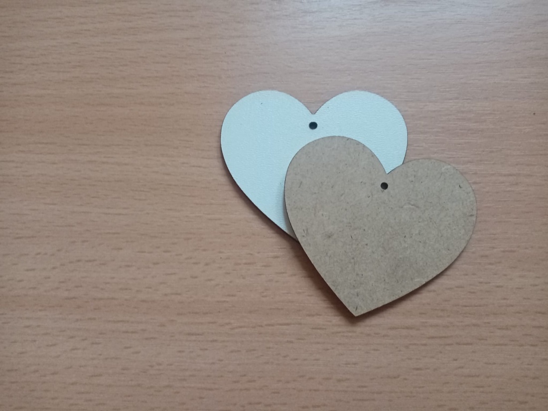 Set 50 blank-uri in forma de inima pentru martisor. 5.7x5 cm - accessorii și unelte - accesorii decorative - alte accesorii - Artynos.ro