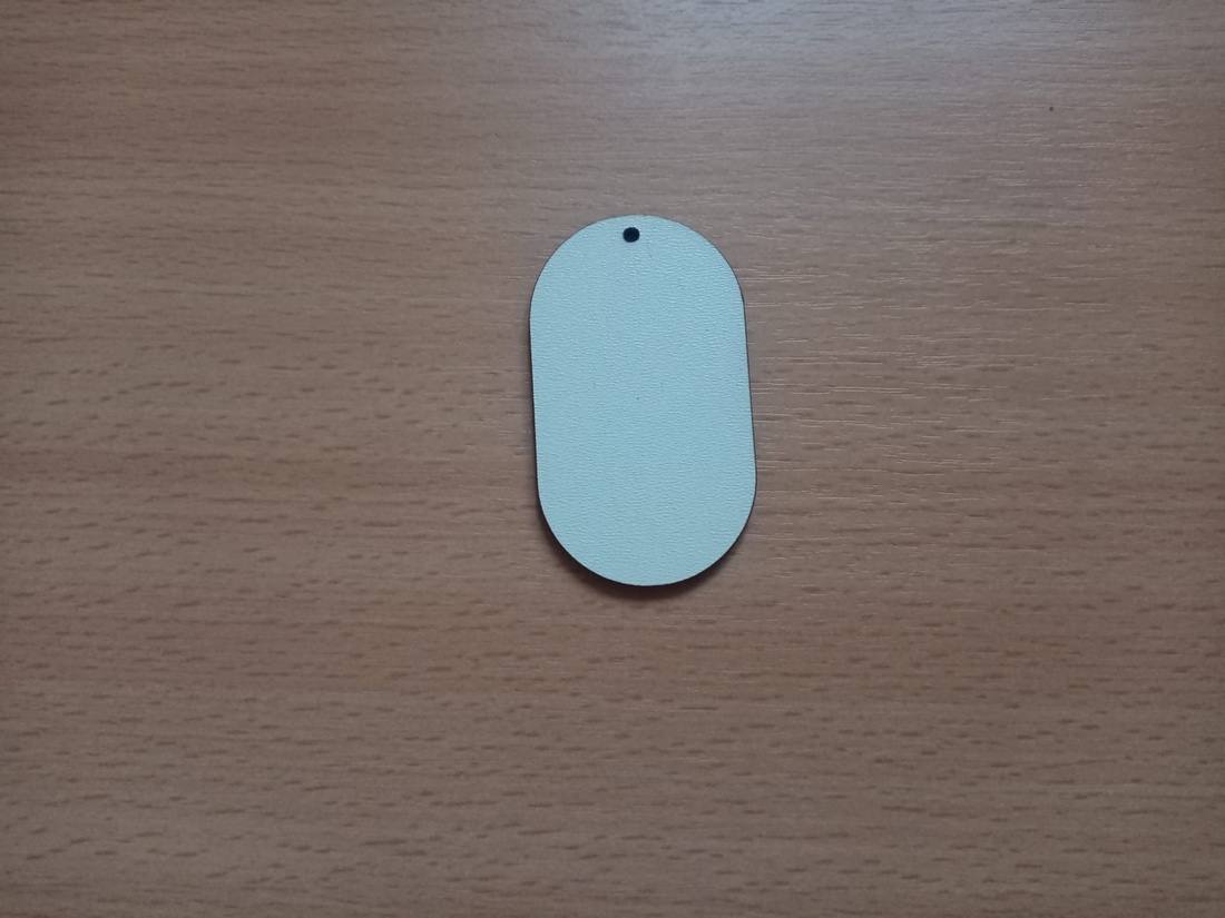 Set 50 blank-uri in forma ovala pentru martisor. 5.7x3.3 cm - accessorii și unelte - accesorii decorative - alte accesorii - Artynos.ro