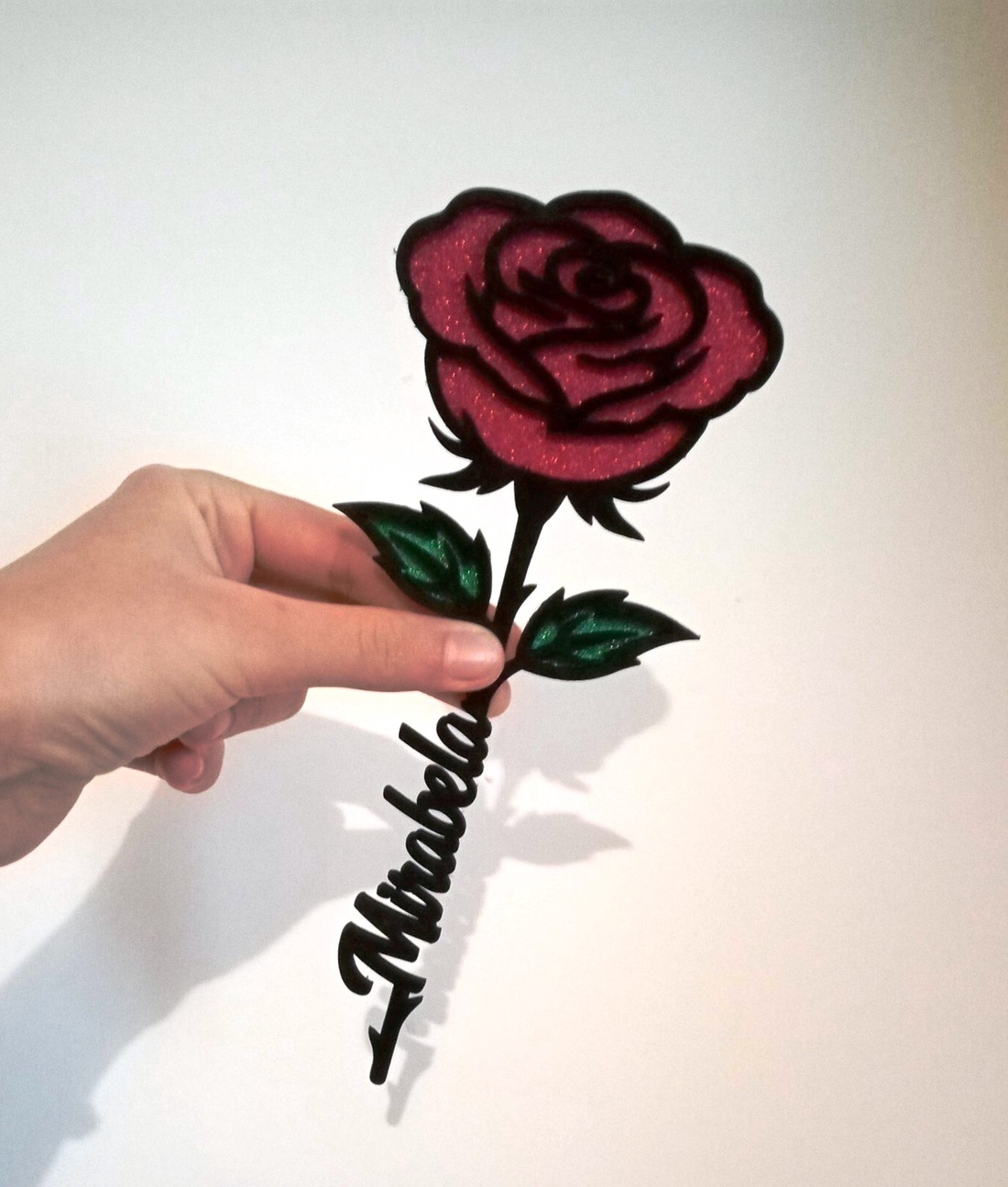 Floare din lemn cu nume 20x8 cm - accessorii și unelte - accesorii decorative - alte accesorii - Artynos.ro