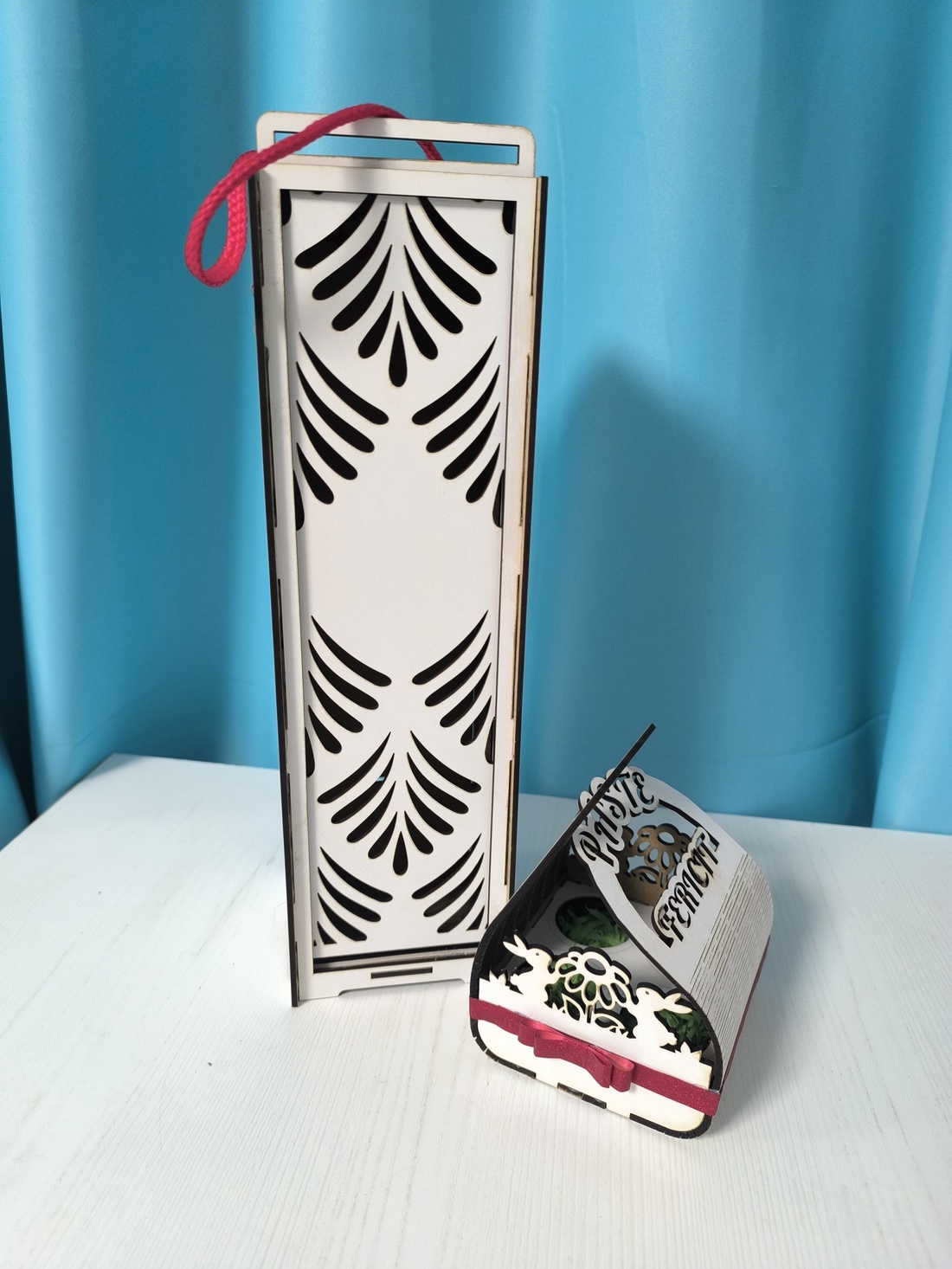 Cutie din lemn pentru sticlă Ambalaj cadou premium, lucrat manual, personalizabil cu gravură - accessorii și unelte - lemn - cutie - Artynos.ro Cutie din lemn pentru sticlă Ambalaj cadou premium, lucrat manual, personalizabil cu gravură - accessorii și unelte - lemn - cutie - Artynos.ro