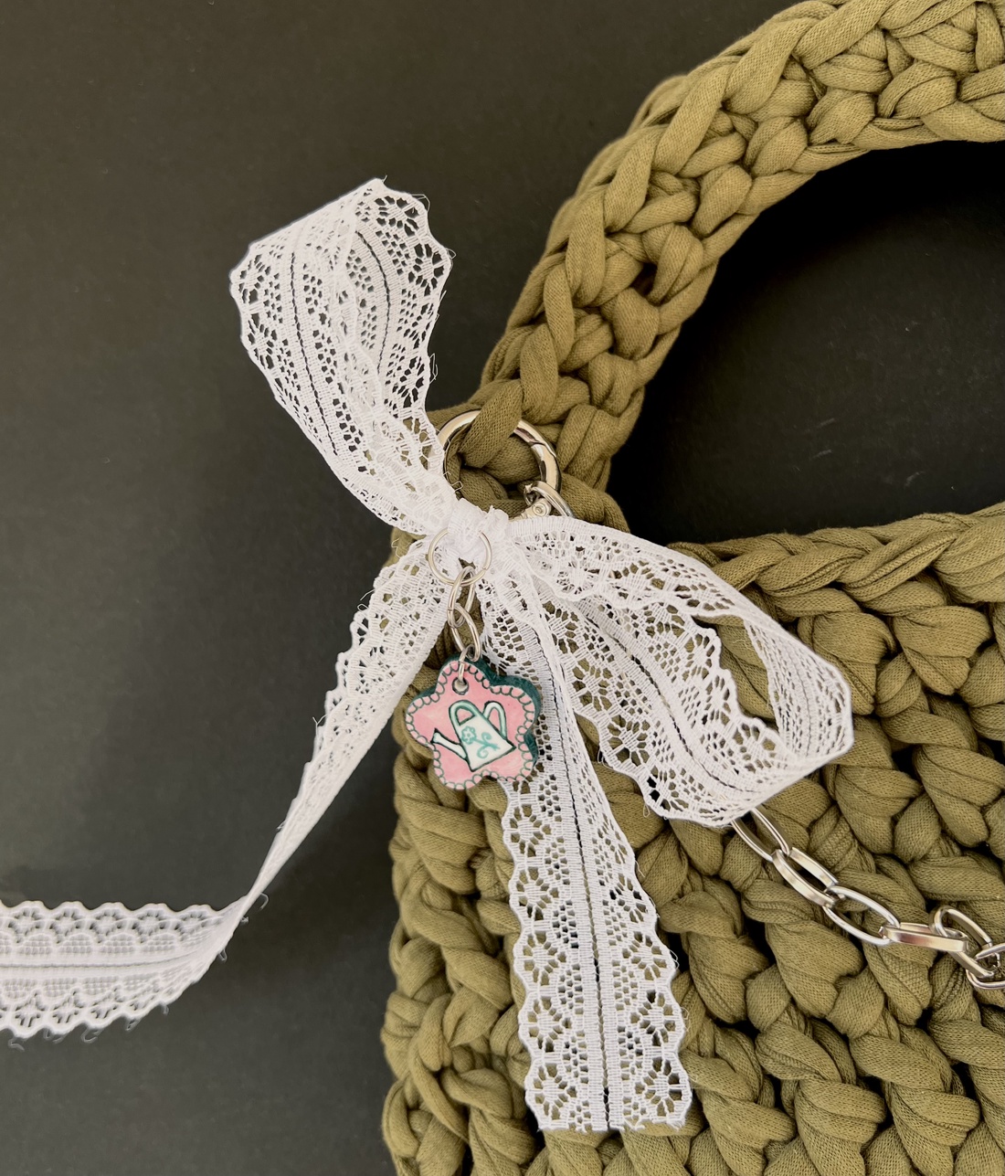 Geanta poseta crosetata cu accesorii  - genți și portofele - genți de mână și umăr - geantă casual - Artynos.ro