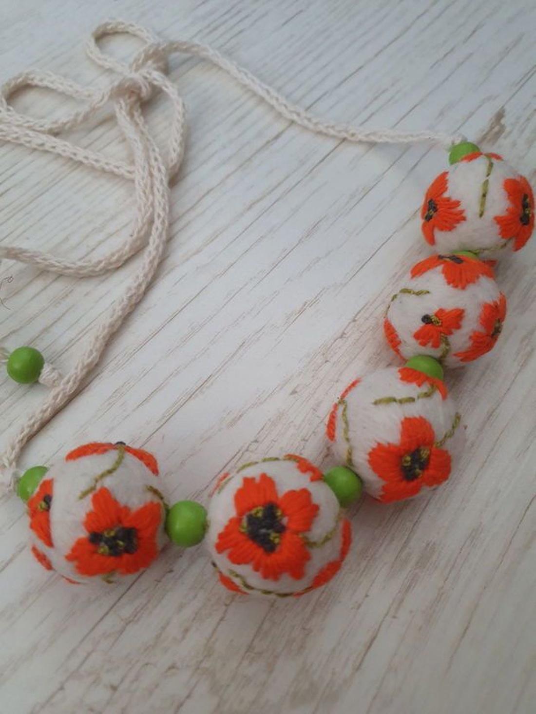 Colier  - bijuterii - coliere - coliere brodate - Artynos.ro