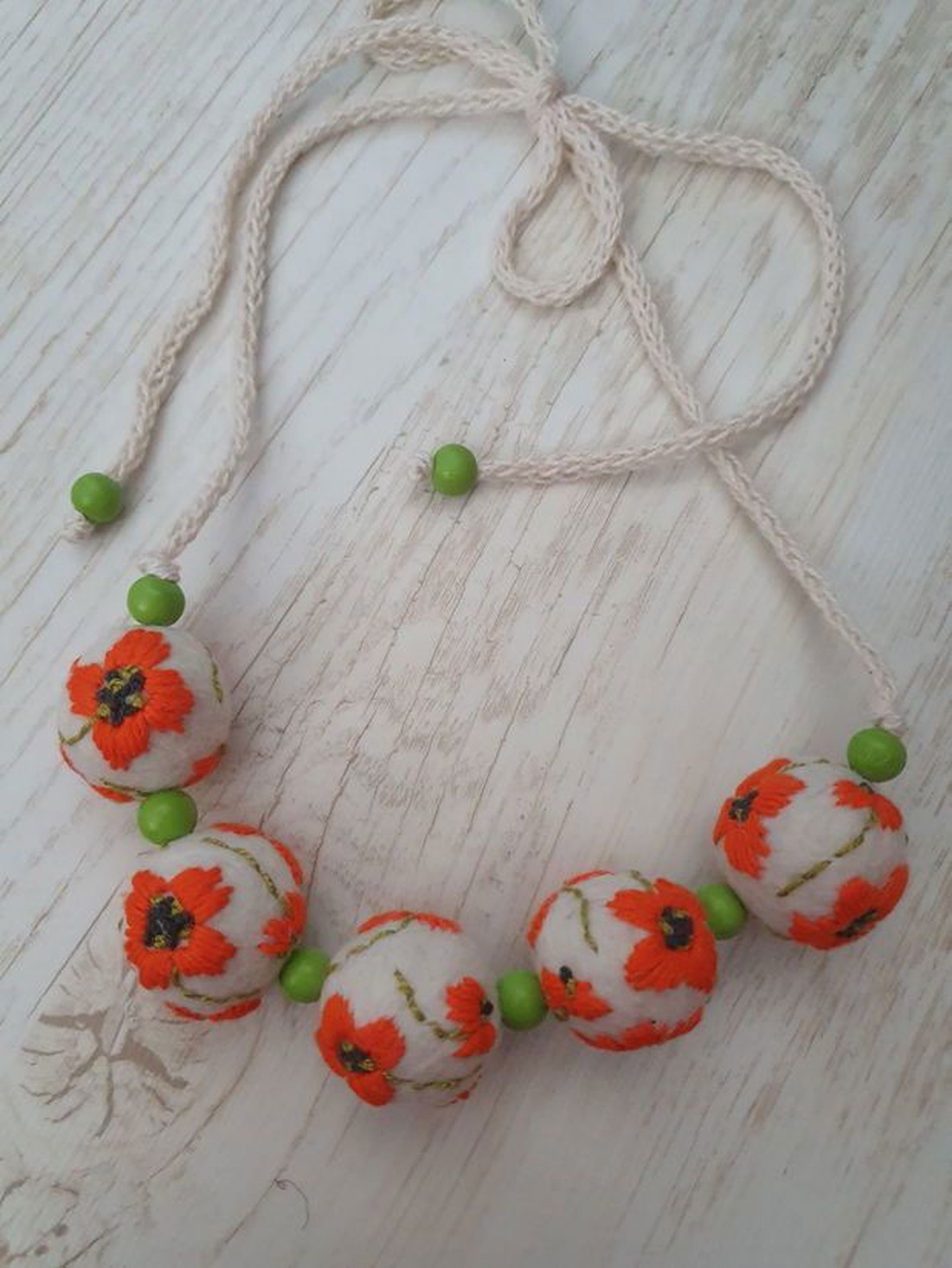 Colier  - bijuterii - coliere - coliere brodate - Artynos.ro