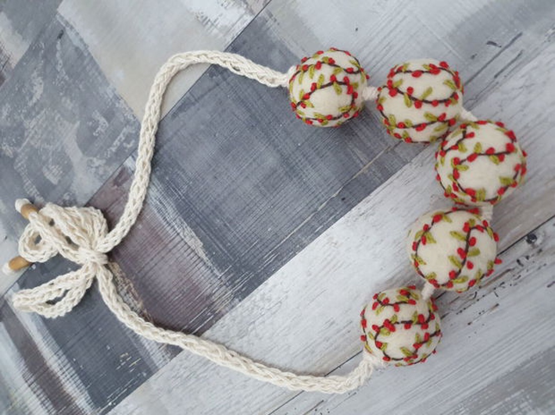 Colier  - bijuterii - coliere - coliere brodate - Artynos.ro