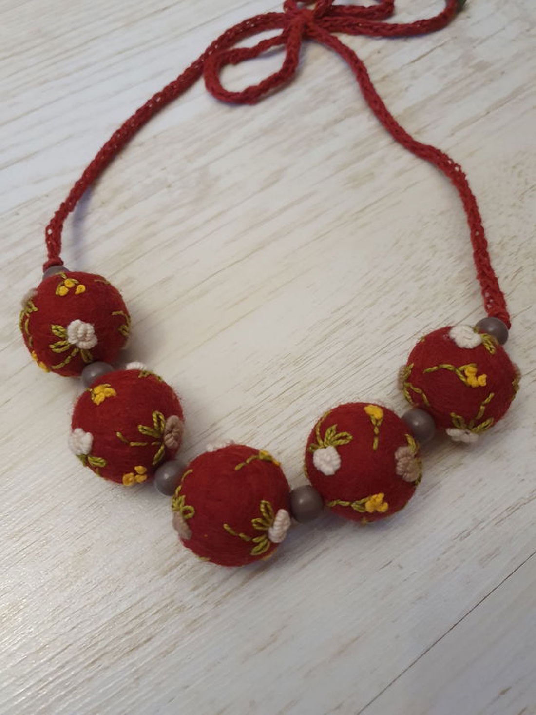 Colier  - bijuterii - coliere - coliere brodate - Artynos.ro