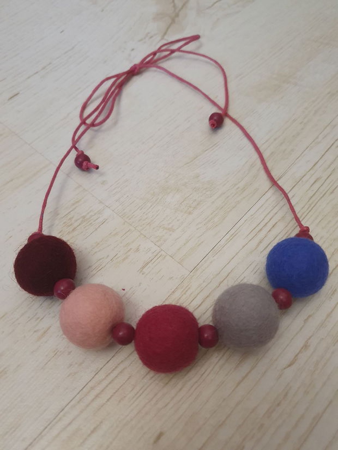 Colier  - bijuterii - coliere - coliere din mărgele - Artynos.ro