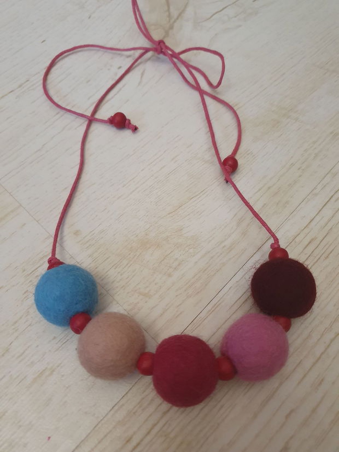 Colier  - bijuterii - coliere - coliere din mărgele - Artynos.ro