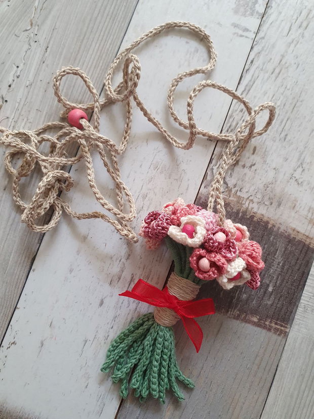 Colier buchetel  - bijuterii - coliere - coliere cu pandative - Artynos.ro