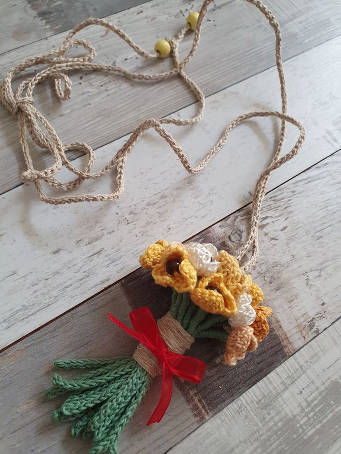 Colier buchetel  - bijuterii - coliere - coliere cu pandative - Artynos.ro