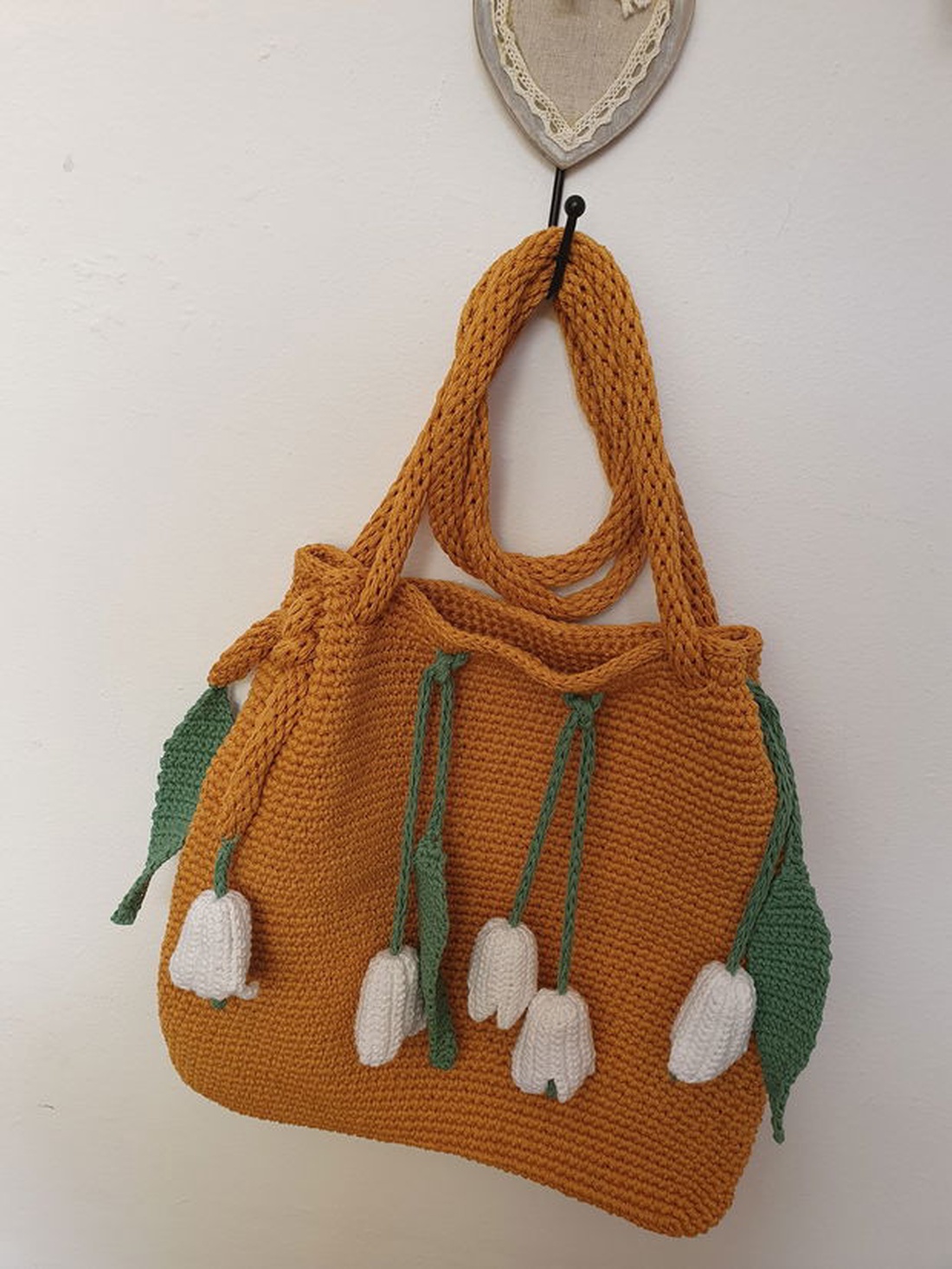 Geanta lalele  - genți și portofele - genți de mână și umăr - geantă casual - Artynos.ro