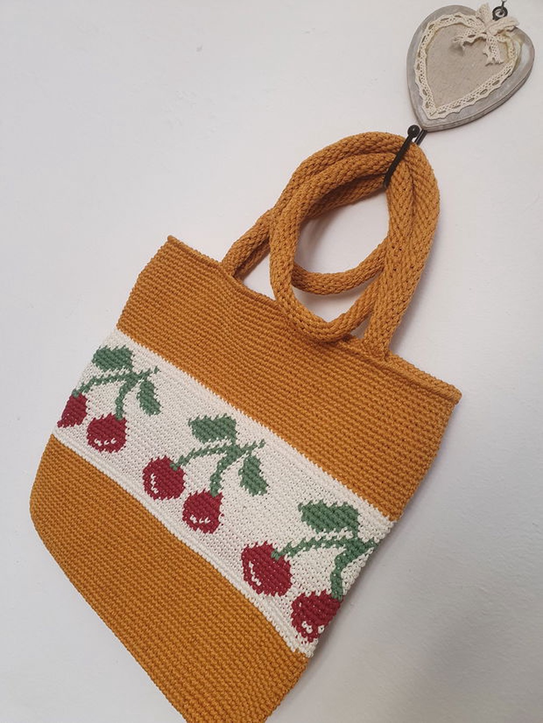 Geanta cu cirese  - genți și portofele - genți de mână și umăr - geantă casual - Artynos.ro