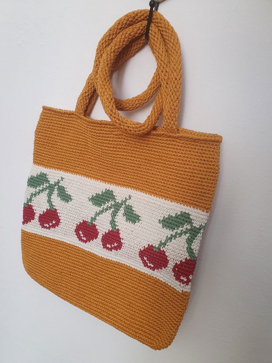 Geanta cu cirese  - genți și portofele - genți de mână și umăr - geantă casual - Artynos.ro