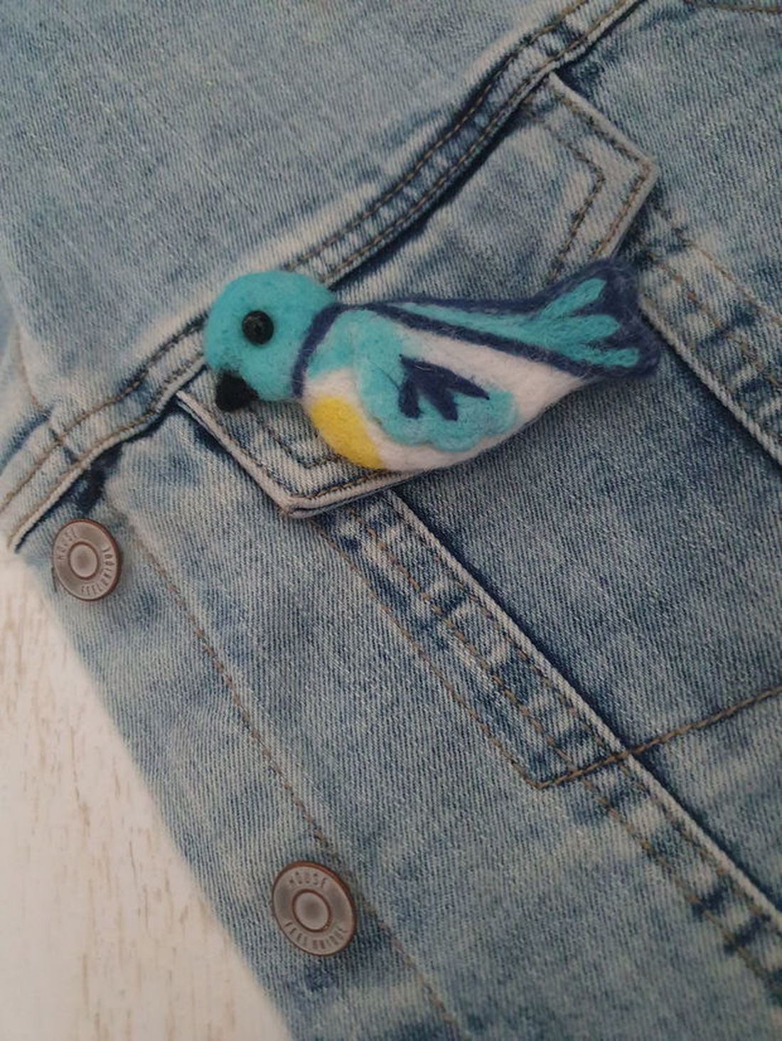 Brosa pasare - bijuterii - broșe - Artynos.ro