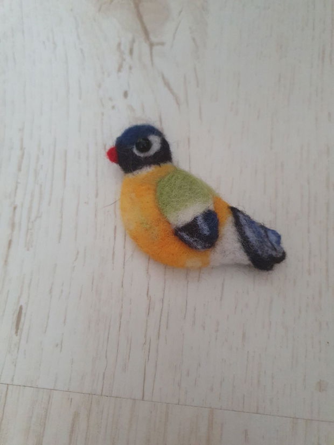 Brosa pasare - bijuterii - broșe - Artynos.ro