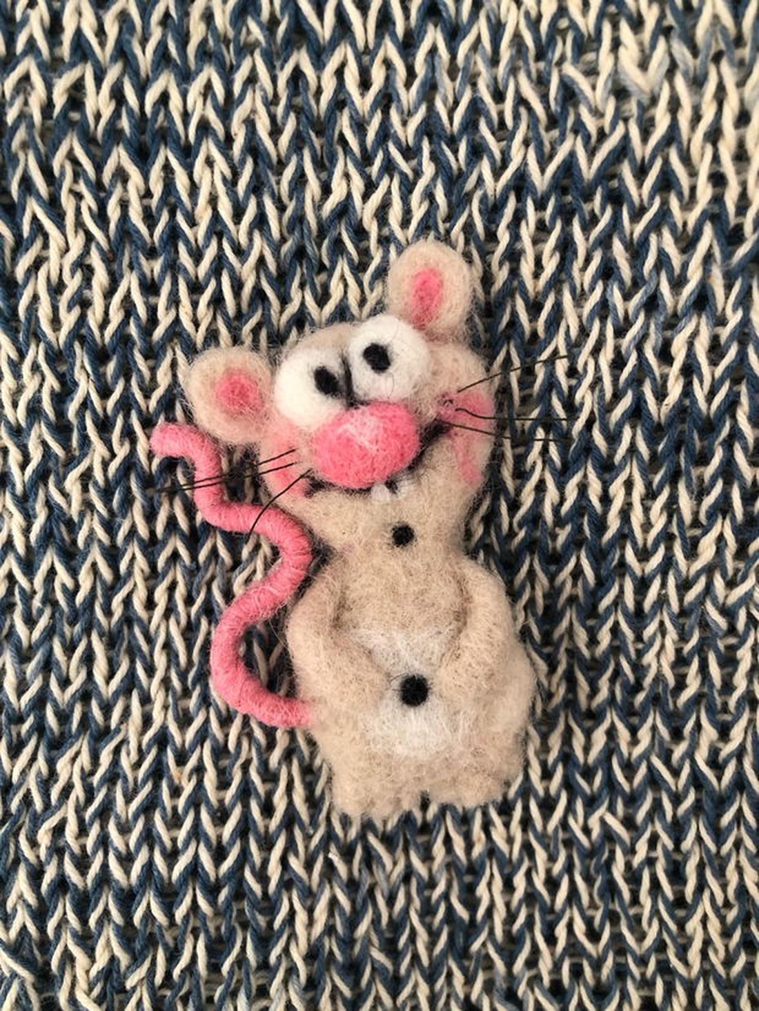 Brosa soricel  - bijuterii - broșe - Artynos.ro