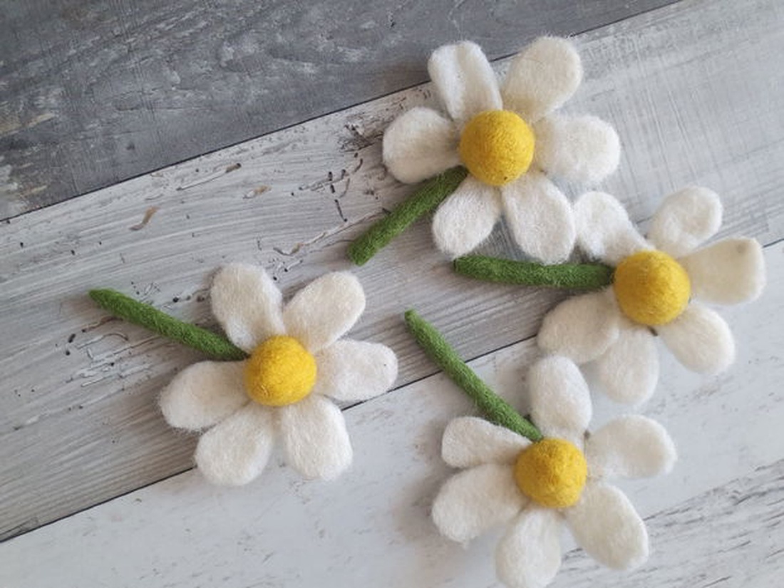 Brosa margareta  - bijuterii - broșe - Artynos.ro