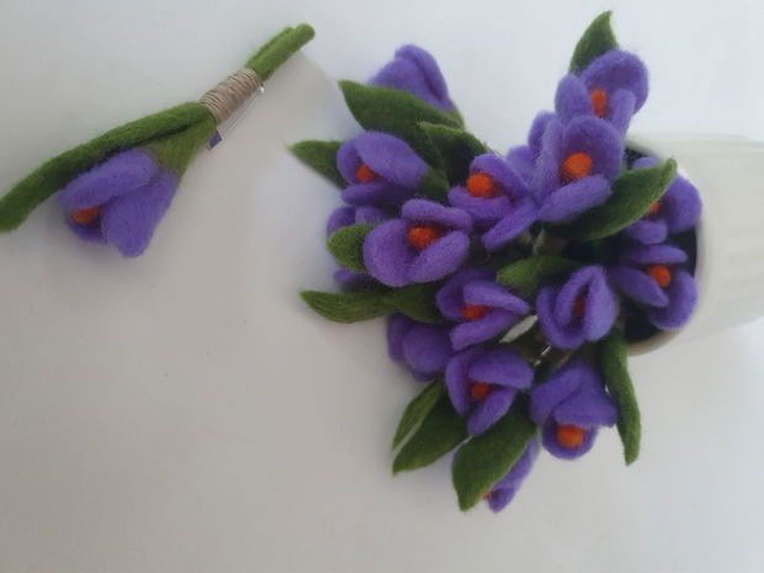 Brosa brandusa  - bijuterii - broșe - Artynos.ro